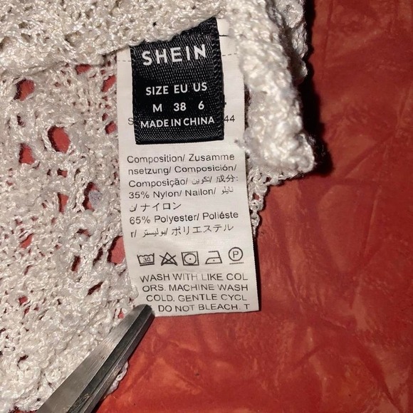 Cream Boho Crochet Crop Top Size Medium Stretch Festival Fairy - Picture 3 of 5